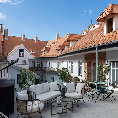 Bed & Breakfast Magister Seven Sibiu