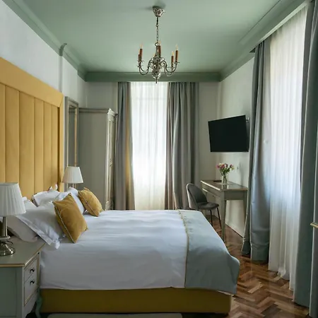 Magister Seven Bed & Breakfast *